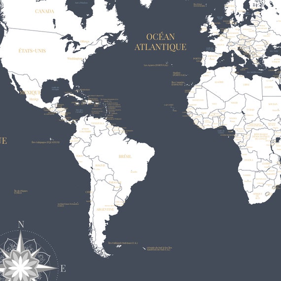 Grande Carte Du Monde Avec Pays Et Capitales En Français Planisphère Détaillée Bleue Idée Cadeau Pour Crémaillère