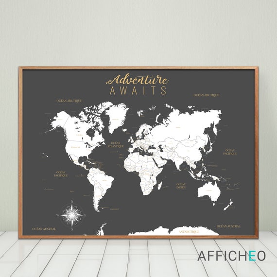 Grande Carte Du Monde Avec Pays Et Capitales En Français Planisphère Détaillée Grise Idée Déco Pour Le Salon