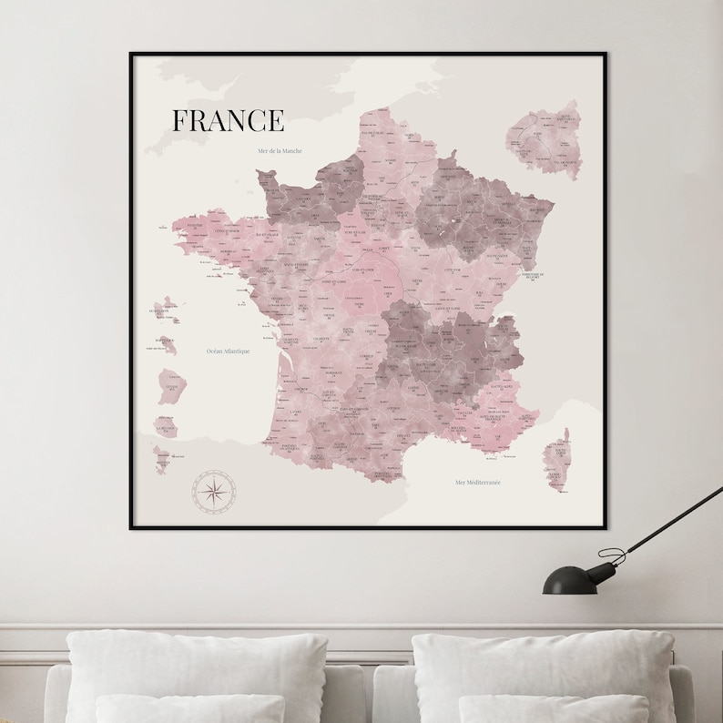 Carte de France aux tonalités aquarelle roses, Carte des départements de France, Affiche décorative détaillée, Idée cadeau originale image 2