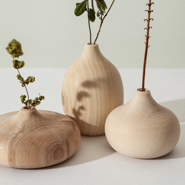 Trävasset med 3 träinredning handgjorda vaser födelsedagspresent, present till henne, jubileumspresent, bröllopspresent snidad vas unik present