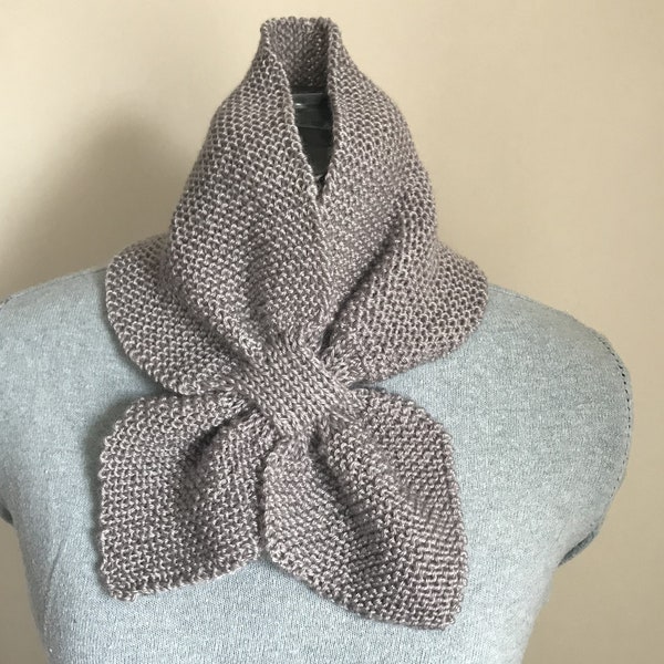 Light Grey Ascot Scarflette with keyhole loop Handknitted in eco-friendly yarn