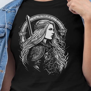 Shieldmaiden Viking Shield Women's White T-shirt - Northlord
