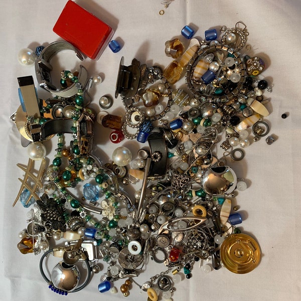 Bag of Vintage Costume Jewelry, Bracelets, Broken, Damaged, 1+ Pounds, Rhinestones, Necklaces, Jewelry Box, Earrings, Pins, Good Items