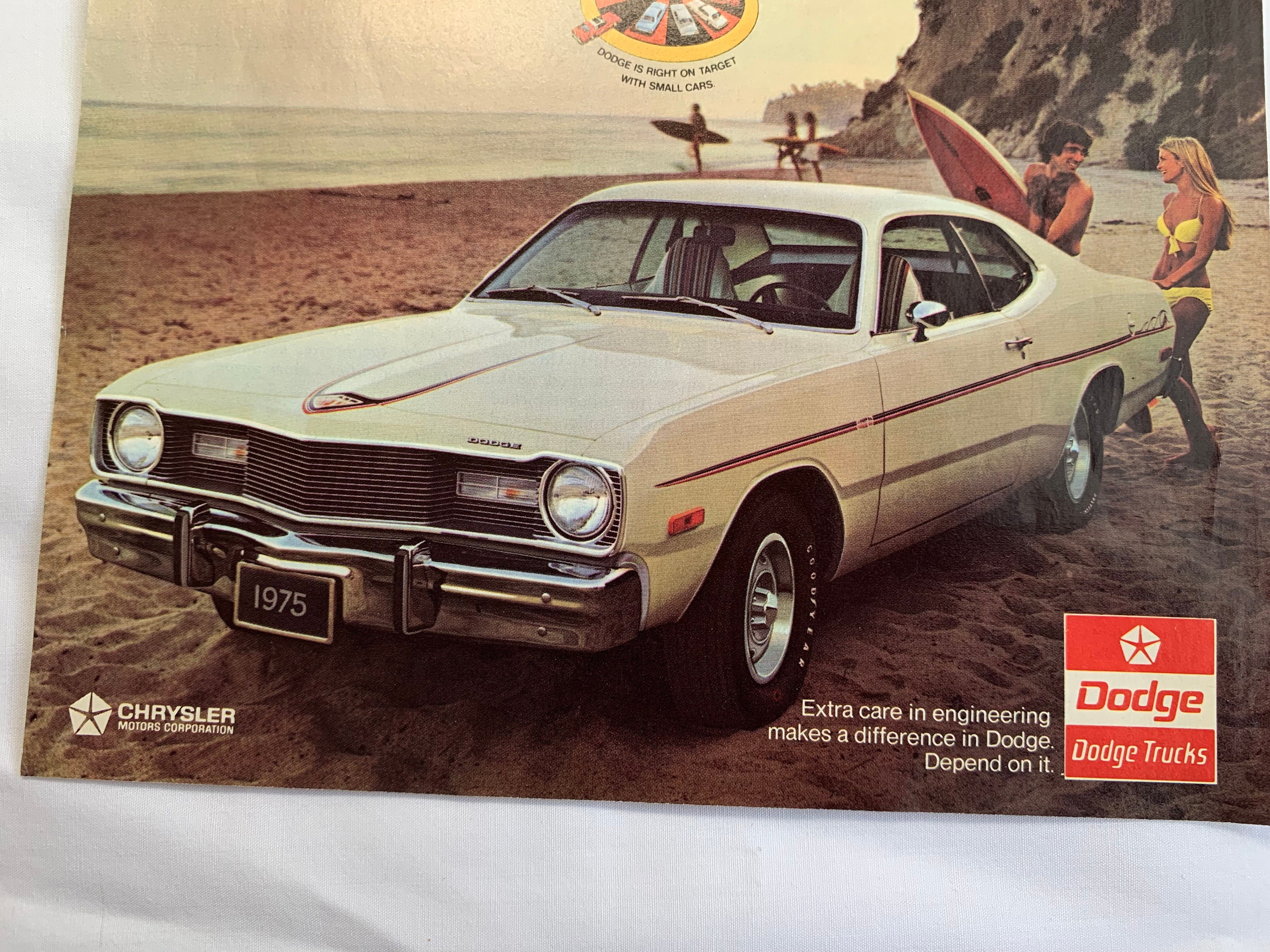 Vintage 1975 Chrysler Dodge Dart Car Advertisement Electronic pic