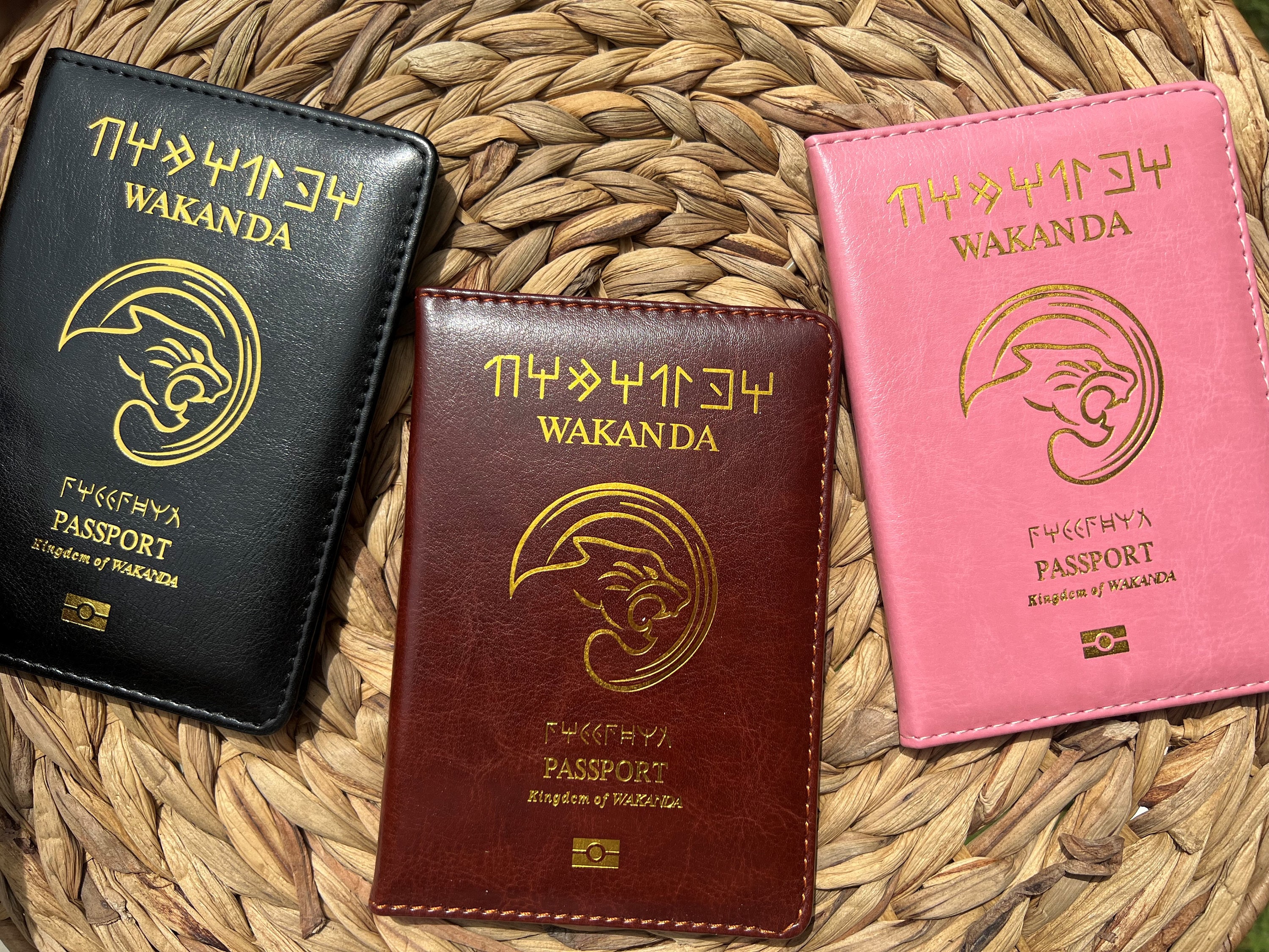 Porte Passeport Cuir Synthétique Wakanda Forever Marvel Wakanda