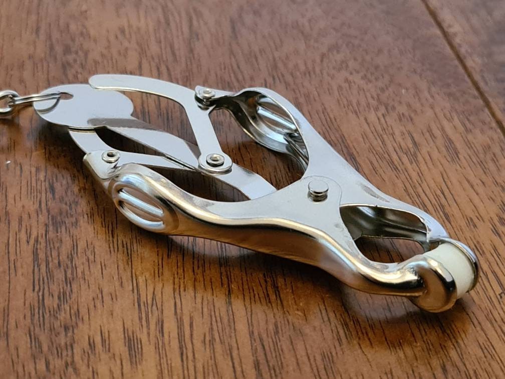 Clover Nipple Clamps Labia Clitoris Scrotum Mature BDSM Fetish 