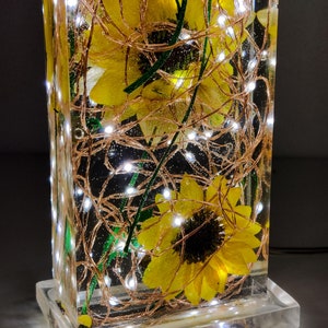 Sunflower Light Sculpture Sunflower Lamp Sunflower Kitchen Decor Sunflower Wedding Gift Accent Lamp Preserved Sunflowers. Resin