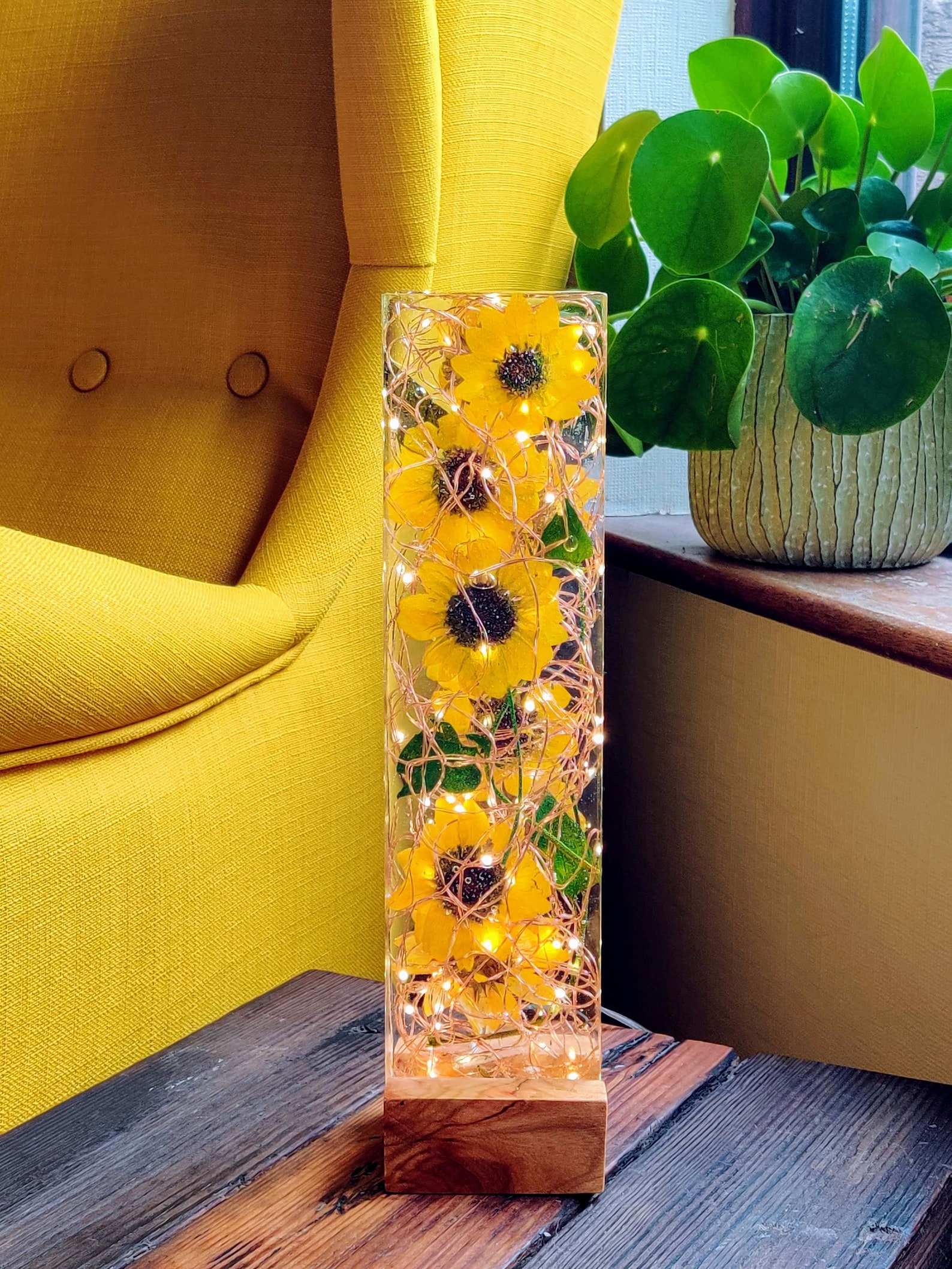 Sunflower lamp Real sunflowers Resin lamp epoxy lamp Etsy