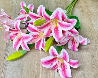 Soft Touch Stargazer Lily - 10 Flowers - 22 inch