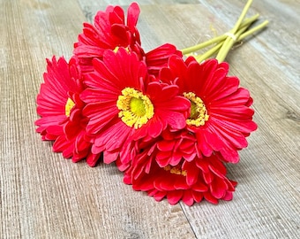 Red Gerbera Daisy Bundle ~ 5 Flowers ~ 13.5 inch