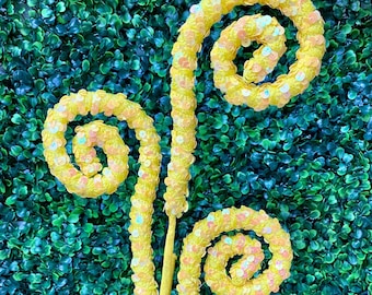 Yellow Spiral Sequin Curly Spray - H28