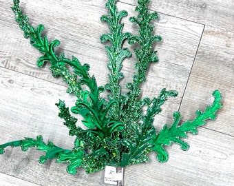 Green Acanthus Lace - 26 inch