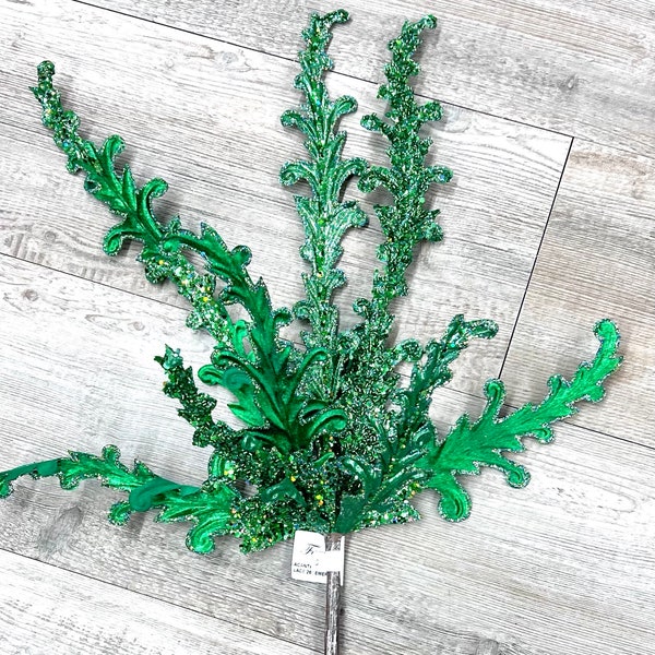 Green Acanthus Lace - 26 inch