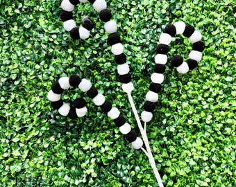Black and White Pom Pom Ball Curl Spray - 27 inch