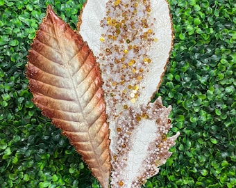 Leaf Spray - Chocolate and White - 24"X9"