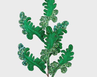 Emerald Green Velvet Acanthus Leaf - 28 inch
