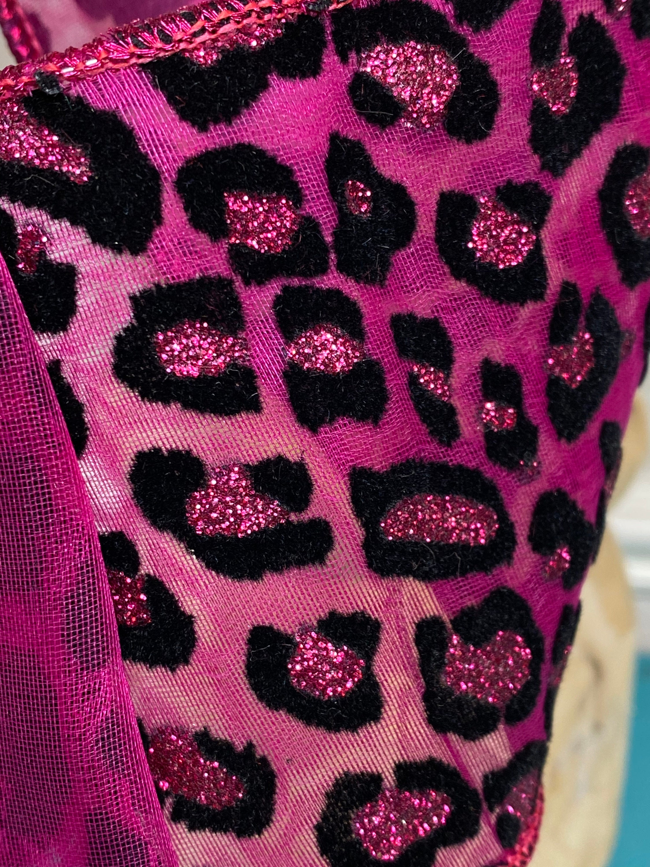 4â Hot Pink Metallic Flocked Leopard ~ 10yards ~ Wired