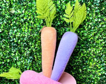 16” Sherbet Flocked Carrot