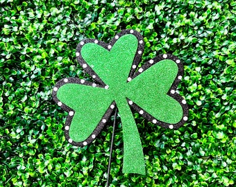 Black & White Polka Dot Shamrock Pick - 19 in