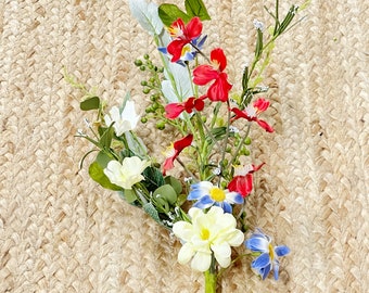 Red White & Blue Patriotic Floral Spray ~ Dahlias and Daisies ~ 28 inches