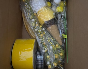 21- Bee Box