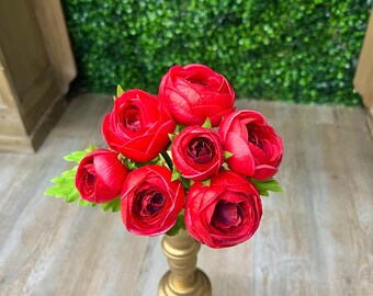 11 inch Soft Touch Ranunculus Bundle ~ Red