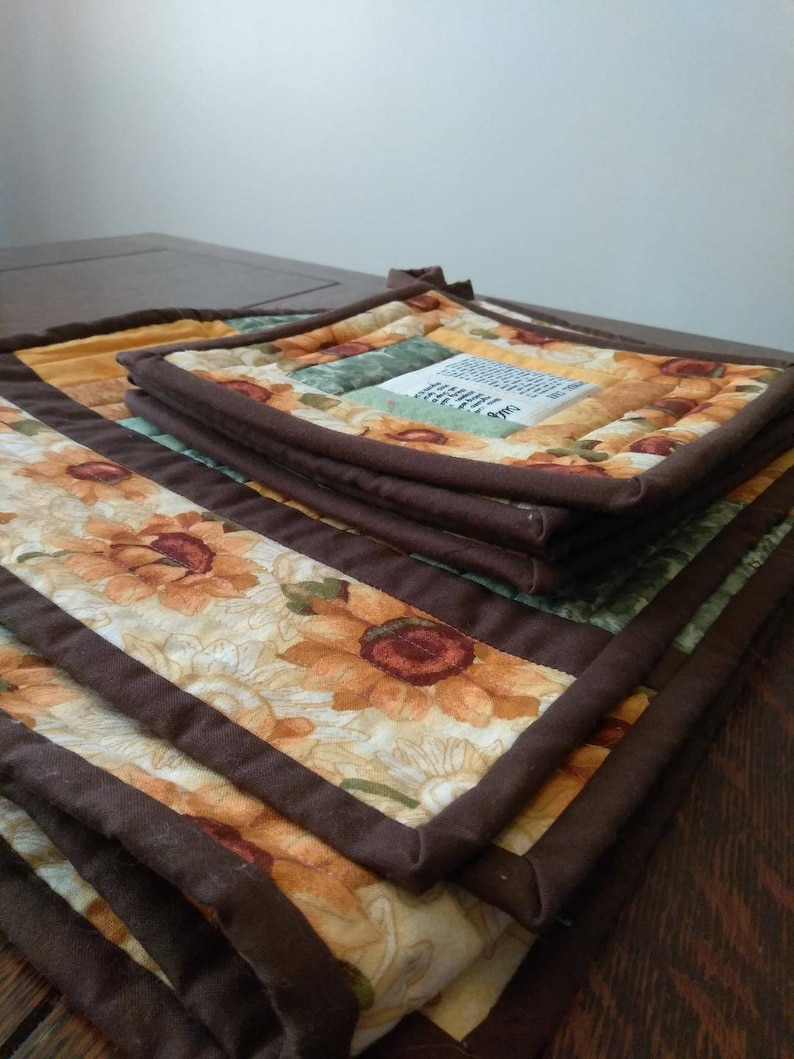 Sunflower Kitchen Set With Recipes Matching Table Runner, 2 Place Mats