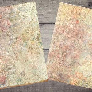 K&ouml;nnte beinhalten: Zwei Papierschichten im Vintage-Stil mit einem verwitterten, strukturierten Hintergrund. Das Papier hat eine hellbeige Farbe mit verblassten rosa, blauen und roten Blumenmustern.