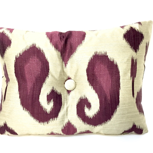 Burgundy Beige Paisley Button Custom Decorative Pillow, Custom Throw Pillow, Burgundy and Beige Print, Velvet Back, Buttons, Size: 18 x 14