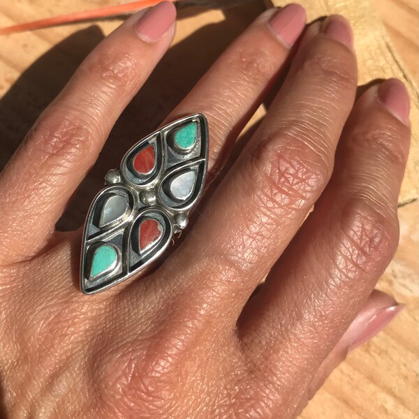 Vintage Sterling Silver ZUNI Turquoise, MOP and Coral RIng Size 2 1/2