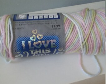 I love this yarn