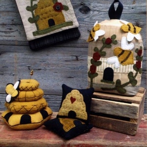 Busy Bees Folk Art Penny Patterns by Wooden Spool Designs