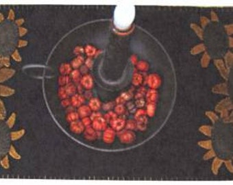 Sunflower Trio Table Mat Folk Art Penny Pattern by Primitive Gatherings
