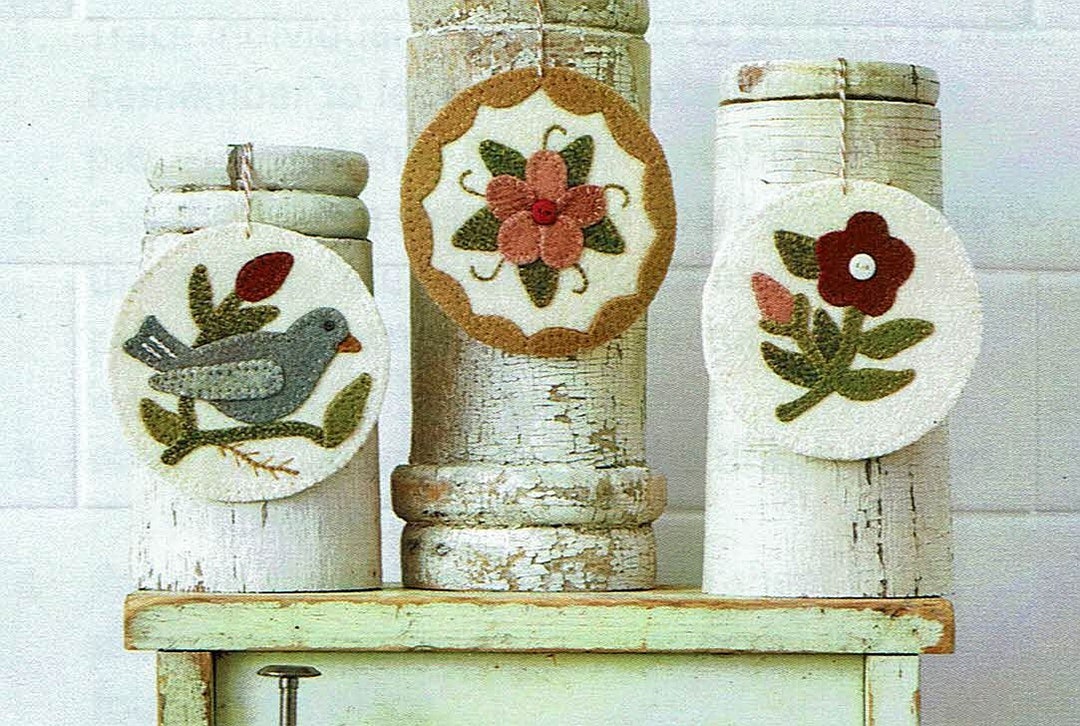Posie Penny Ornaments Folk Art Penny Pattern by Buttermilk Basin - Etsy