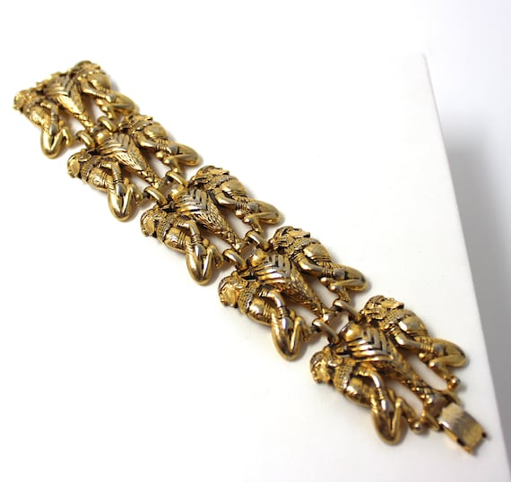 Vintage Molded Egyptian Revival Gold Tone Bracelet - image 5