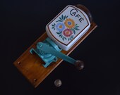 Coffee mill to hang on the wall - floral motif -