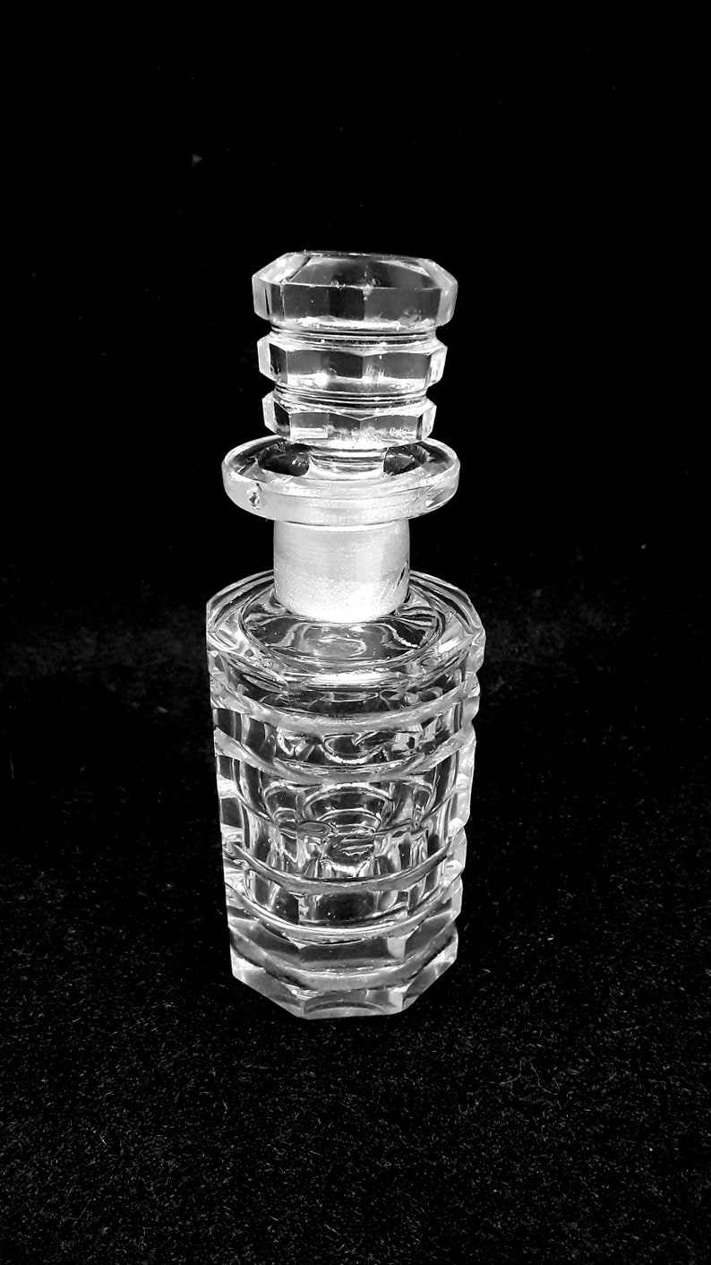 Antique Victorian Bohemian Cut Crystal Perfume Bottle Cologne Flacon Biedermeier Octagonal Faceted Panels image 3