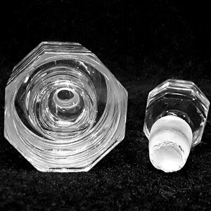 Antique Victorian Bohemian Cut Crystal Perfume Bottle Cologne Flacon Biedermeier Octagonal Faceted Panels image 7