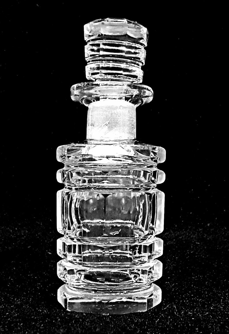 Antique Victorian Bohemian Cut Crystal Perfume Bottle Cologne Flacon Biedermeier Octagonal Faceted Panels image 4