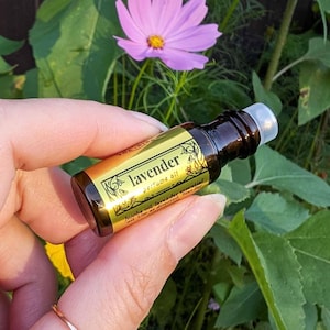 Natural Roll-on Perfume Oil  |  5ml  |  Fragrance Roller Perfume Oil  |  Rollerball Perfume  |  Essential Oil Perfume
