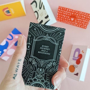 Ajoutez une mini-carte bien pensée pour vos cadeaux