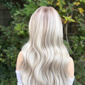 IJsblonde rokerige balayage-pruik met kant, lang haar, gezichtskaderlagen, mengsel van echt haar, 24-26 inch afbeelding 10