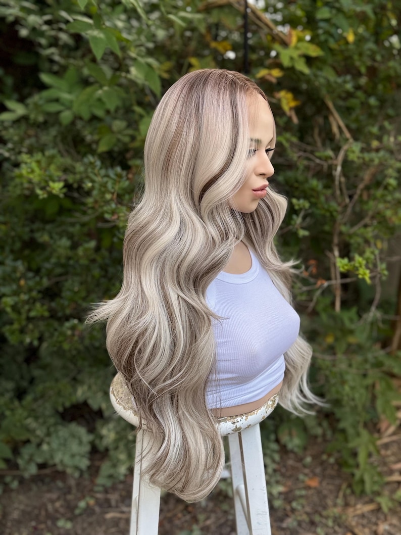 IJsblonde rokerige balayage-pruik met kant, lang haar, gezichtskaderlagen, mengsel van echt haar, 24-26 inch afbeelding 11