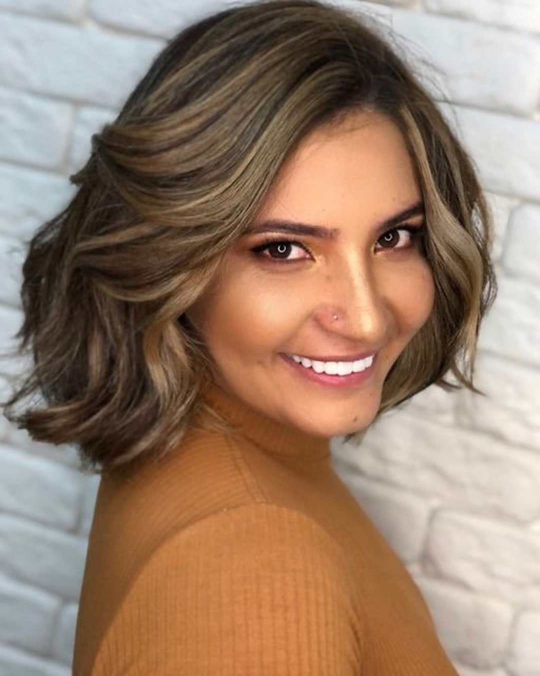 12 Brown Blonde Highlights Short Bob Wavy Wig / Lace Front - Etsy 12 Brown Blonde Highlights Short Bob Wavy Wig / Lace Front - Etsy