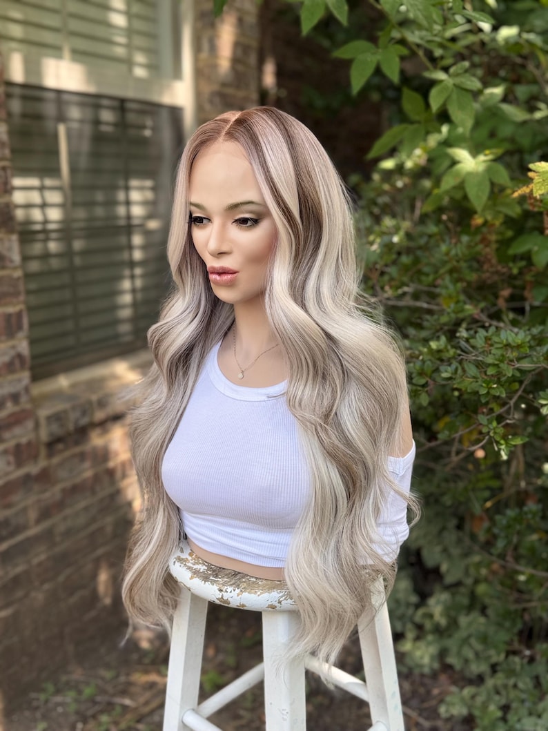 IJsblonde rokerige balayage-pruik met kant, lang haar, gezichtskaderlagen, mengsel van echt haar, 24-26 inch afbeelding 7