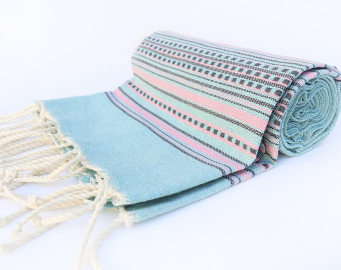 Sofra Textiles Traditional Nomad Mint Green & Pink Tunisian Beach Towel, Handmade 38x78 inches Waffle Throw, Best Picnic Towel for Spa