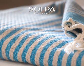 Toalha e manta tunisiana orgânica feita à mão - Listradas em azul claro e branco.