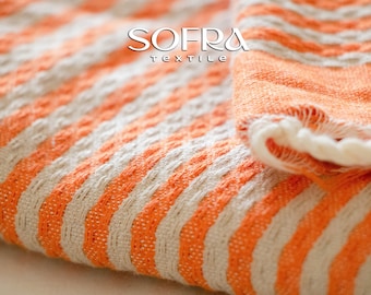 Toalha e manta tunisianas orgânicas feitas à mão - Listradas em branco e laranja.
