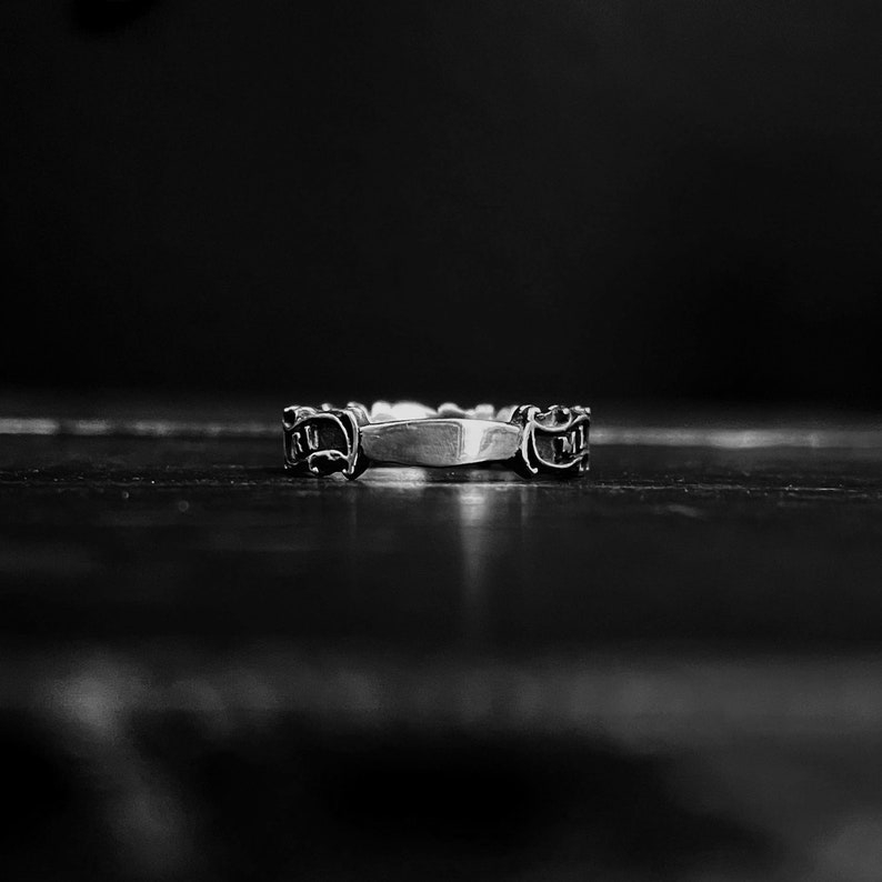 Mourning Band Mourning Ring Memorial Ring Georgian Mourning Ring Victorian Rococo Remembrance Jewelry Remains Jewelry Memento Mori