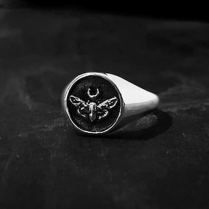Remains Jewelry - Cicada Black Signet Ring sterling silver 925 gothic rock jewelry handmade moon crescent luna moth insect remainsjewelry